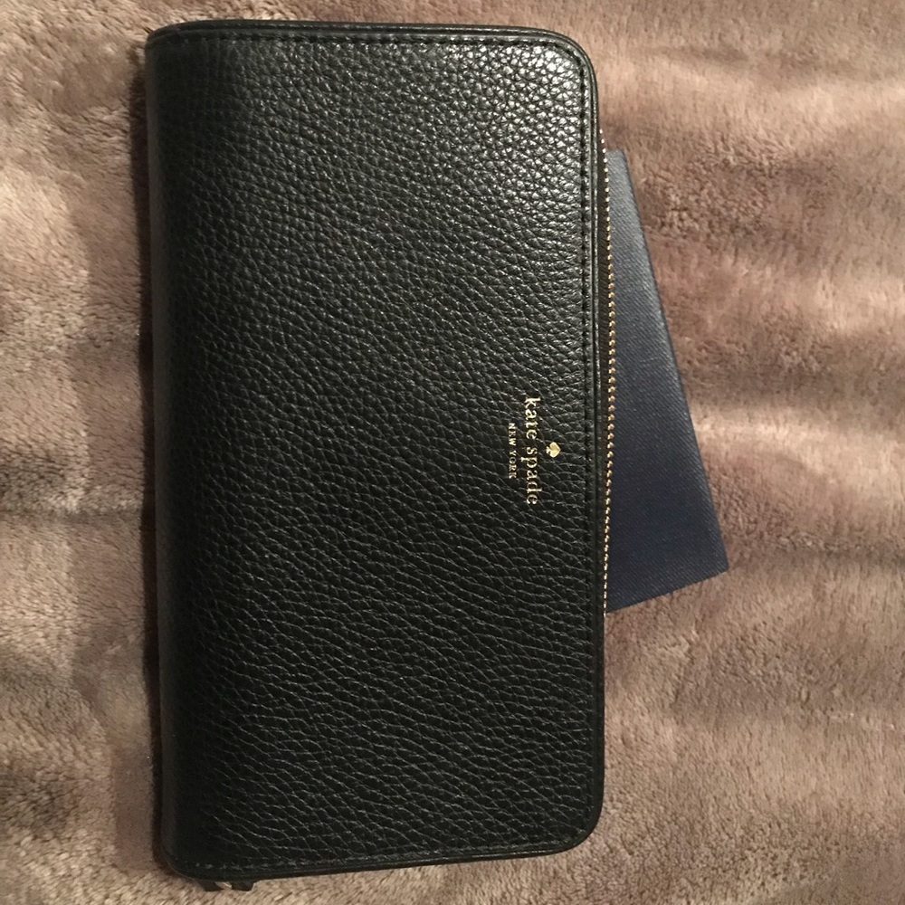 Kate Spade ♠️ Black Pebble Wallet